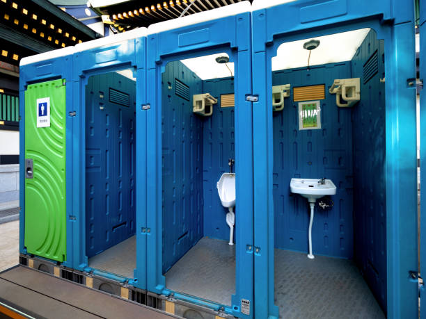 Portable Toilet Options We Offer in Garrett, TX